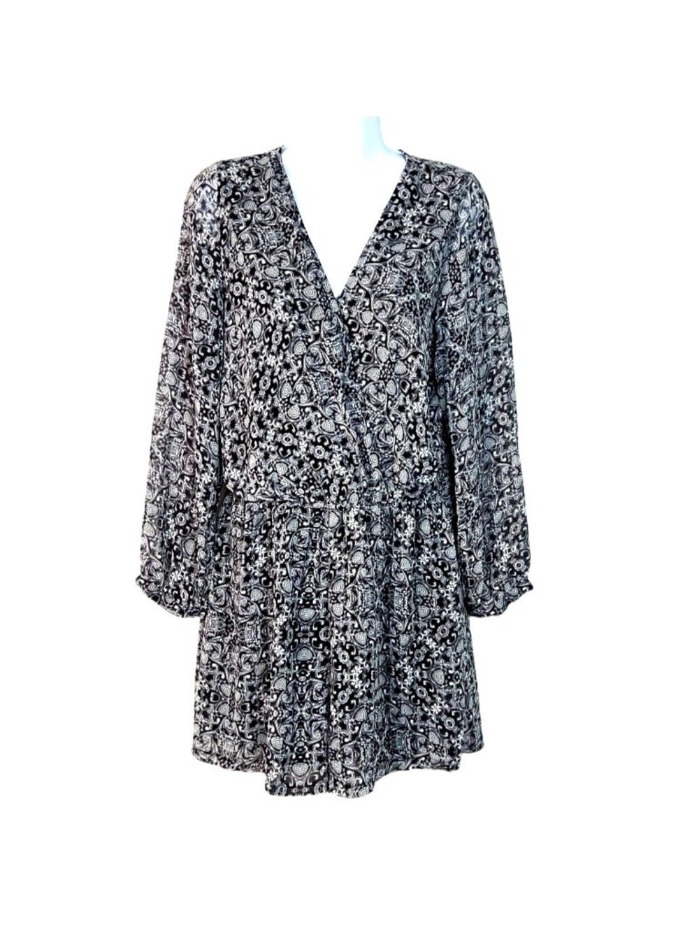 Express Black & White Womens Long Sleeve V-Neck Paisley Print Romper Size L